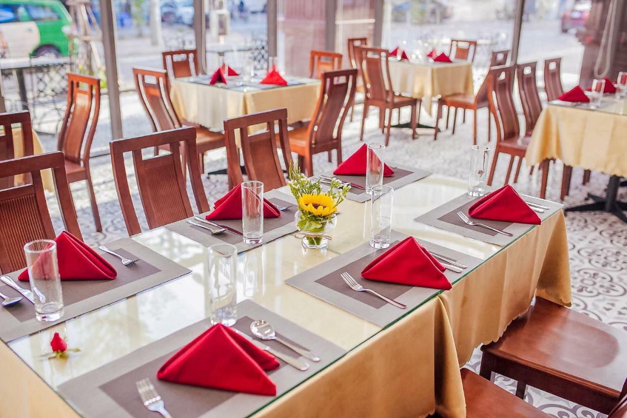 Ngoc Lan Hotel Danang Exterior photo